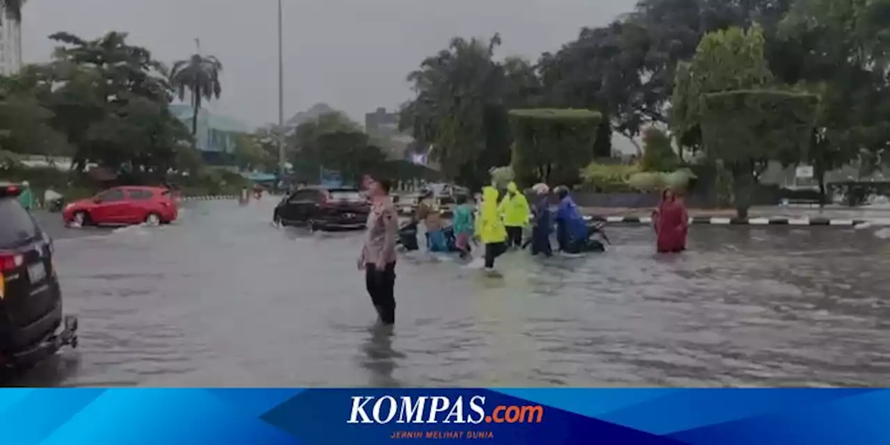 Semarang Banjir Jelang Pergantian Tahun, Ganjar: Saya Sedang Keliling