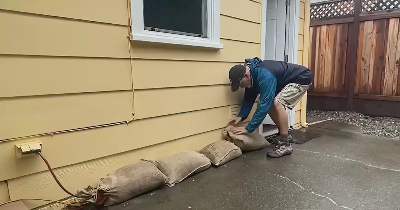 Santa Rosa residents brace for flooding, slides in burn scar areas