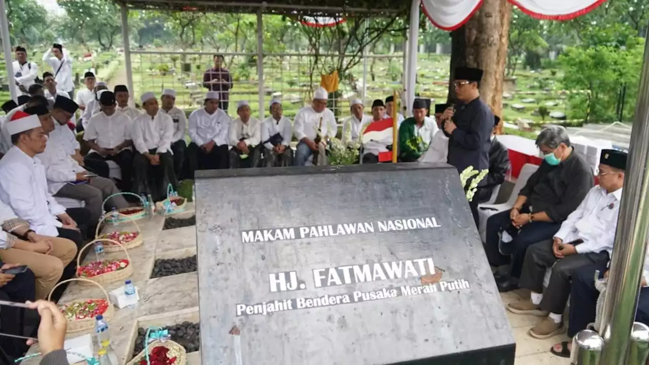 Tradisi Akhir Tahun, DPP PDIP Ziarah ke Makam Fatmawati dan Peringati Harlah Taufiq Kiemas