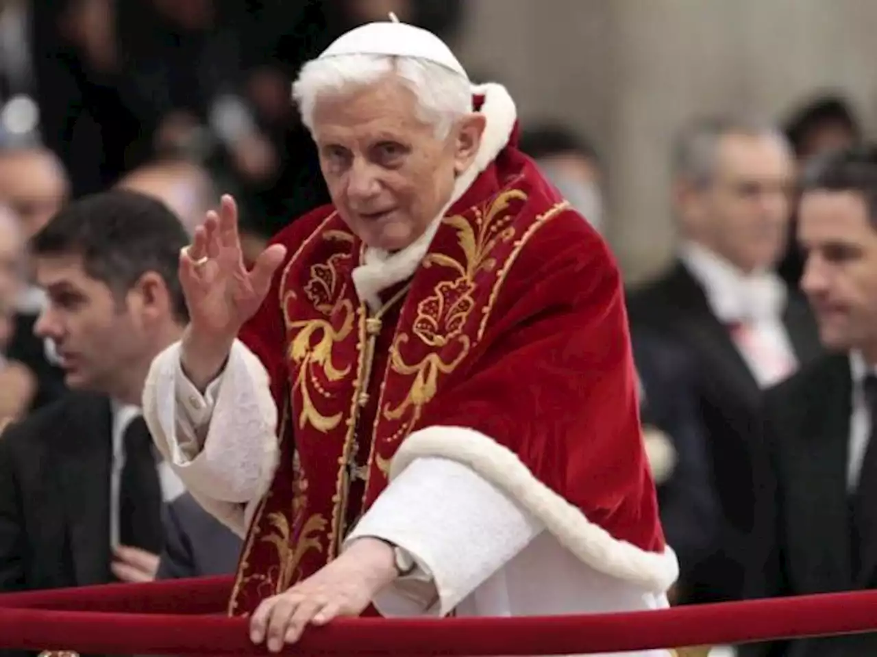 Discreto y sencillo, así será el funeral de Benedicto XVI