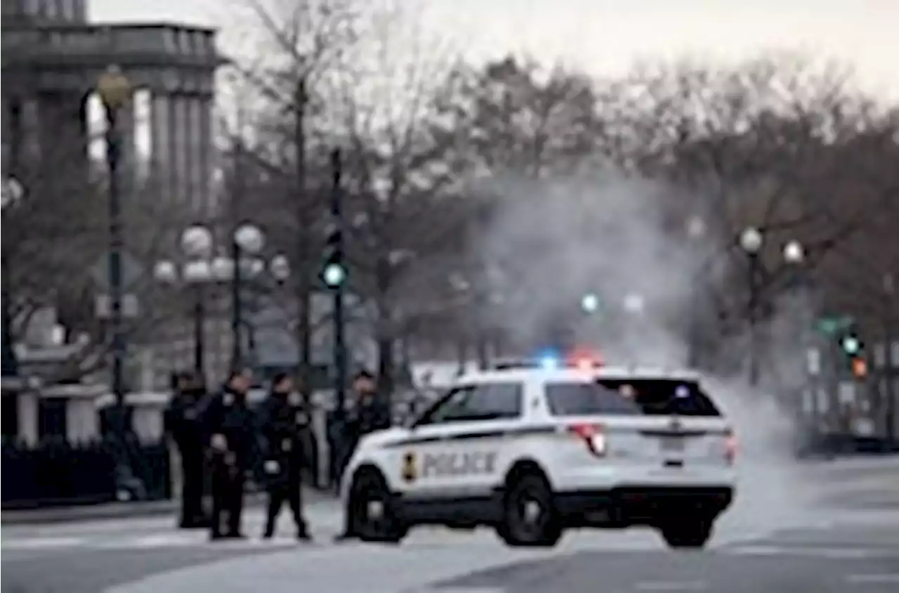 Vehicle fleeing Secret Service traffic stop strikes pedestrians in D.C.