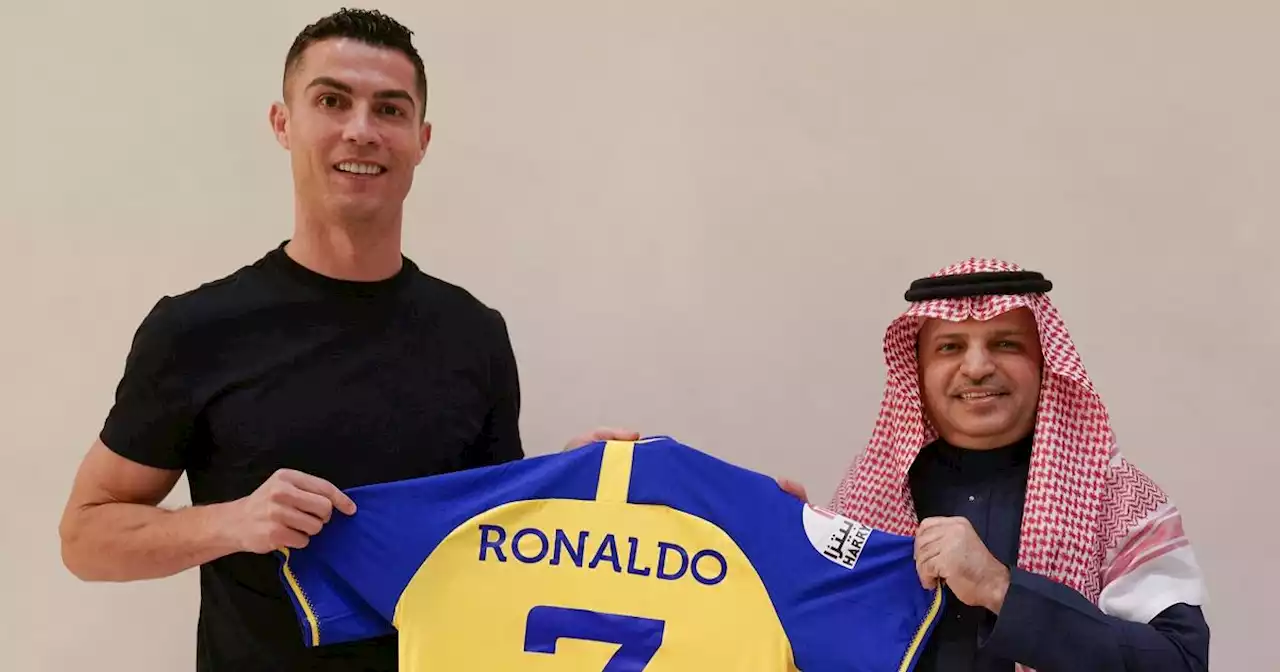 E' ufficiale, Cristiano Ronaldo ha firmato con l'Al Nassr: contratto da 200 milioni a stagione