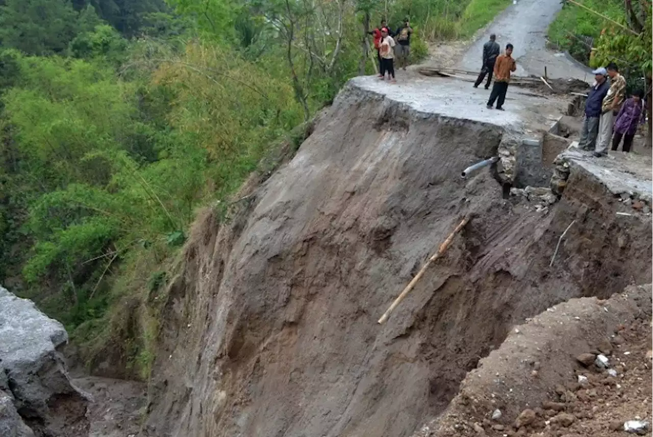 Sembilan Rumah Warga Kudus Terdampak Bencana Tanah Longsor |Republika Online