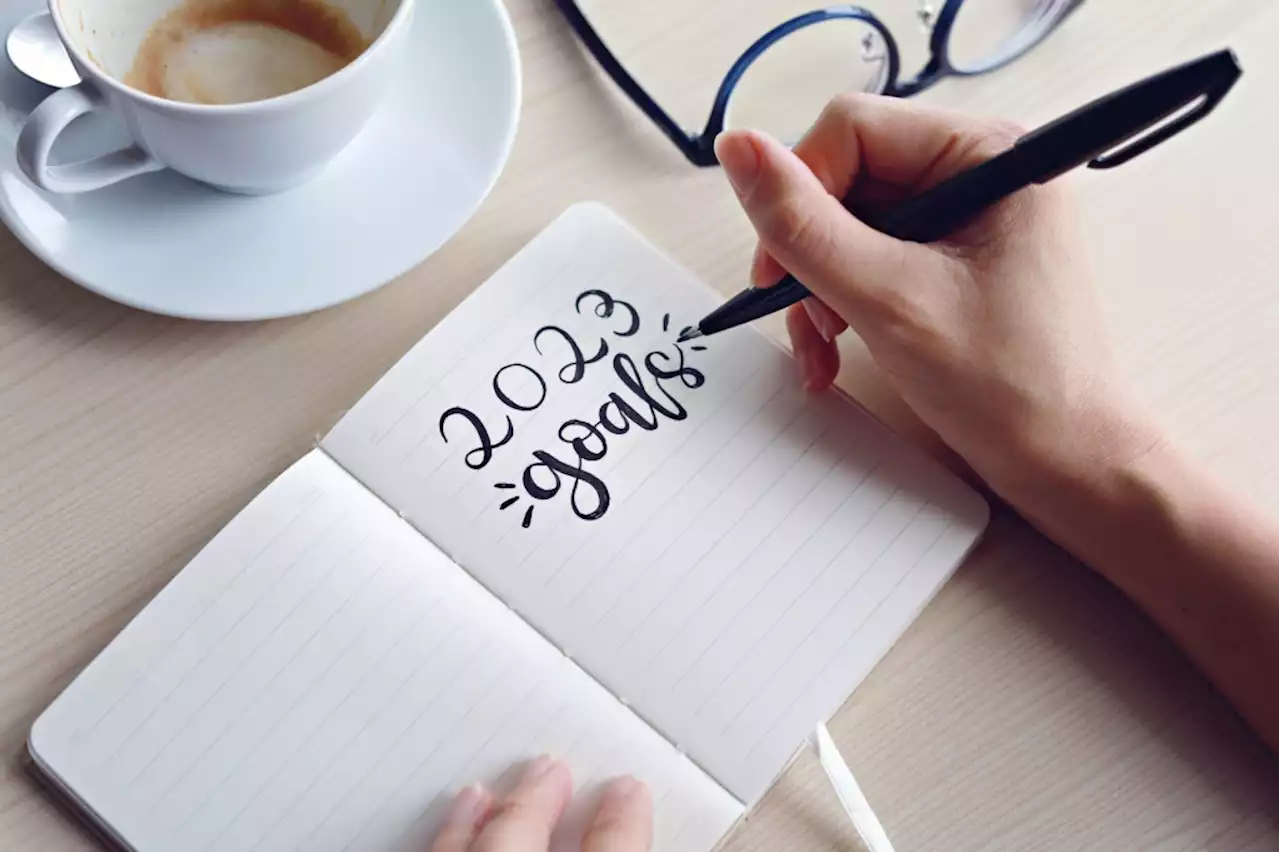 You're Gonna Want to Make These 4 New Year's Resolutions for 2023