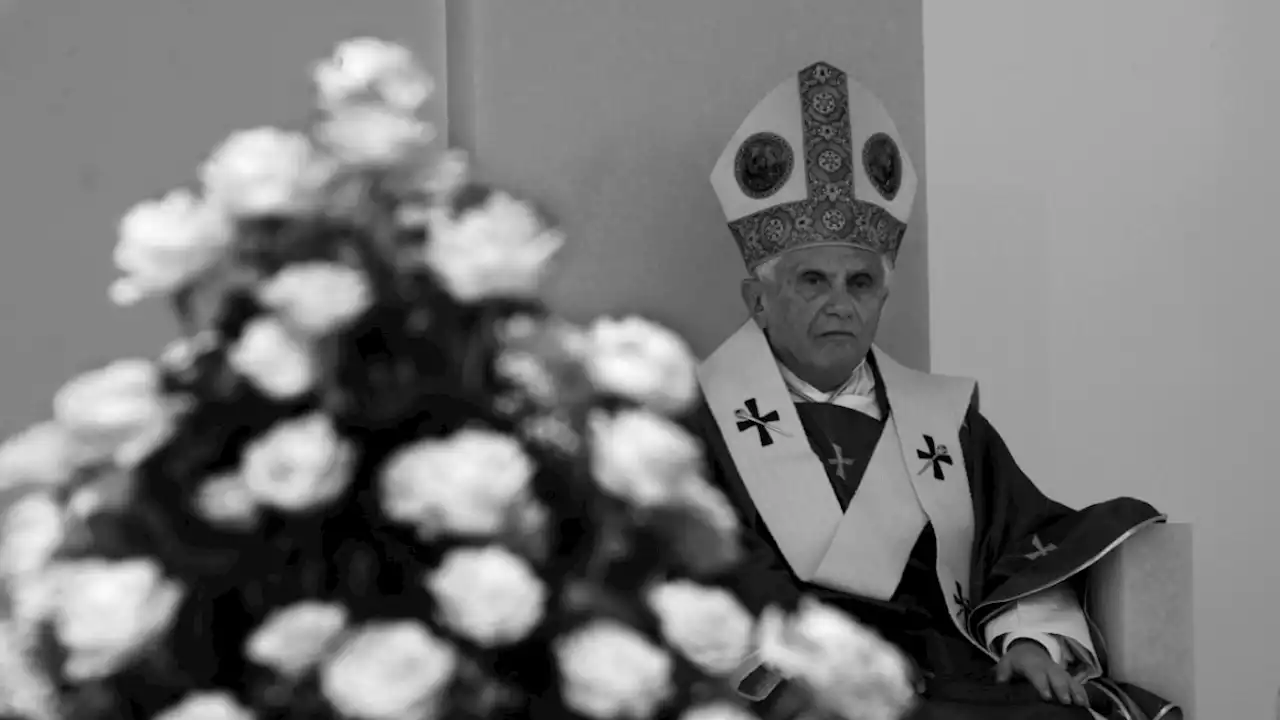 Katholische Kirche: Papst Benedikt XVI. ist tot