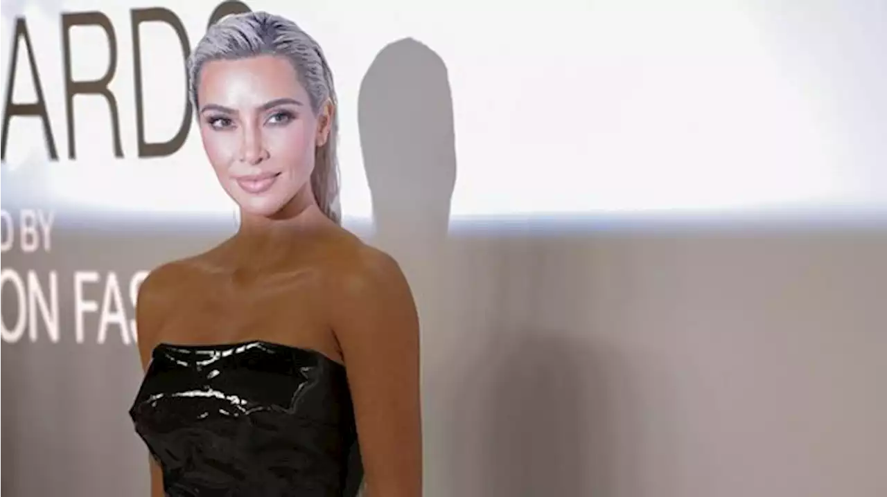 Kim Kardashian Coba Semua Perawatan Kecantikan Demi Tampil Sempurna