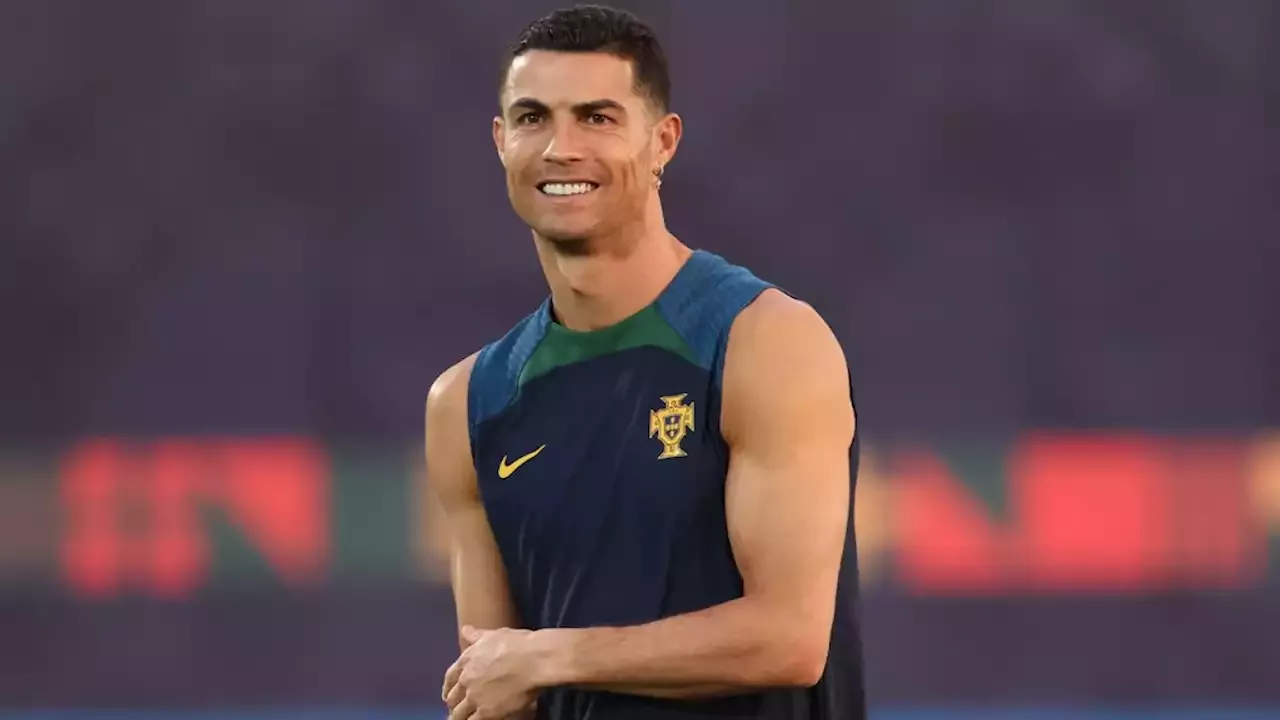 Saudi football club Al Nassr signs Cristiano Ronaldo – DW – 12/30/2022