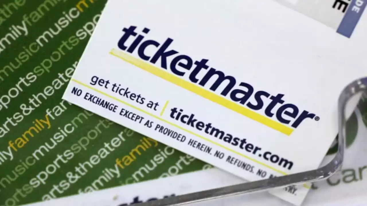 Taylor Swift fans sue Ticketmaster after messy tour ticket sale