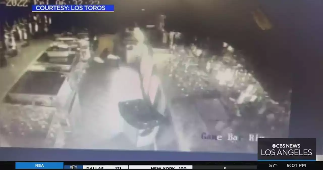 Restaurant burglary caught on camera in Chatsworth