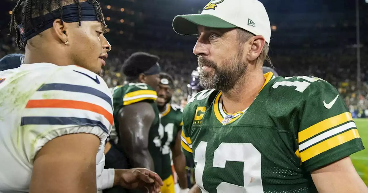 Column: Aaron Rodgers vs. Justin Fields. This is exactly what the Chicago Bears-Green Bay Packers rivalry needs — right here and right now.