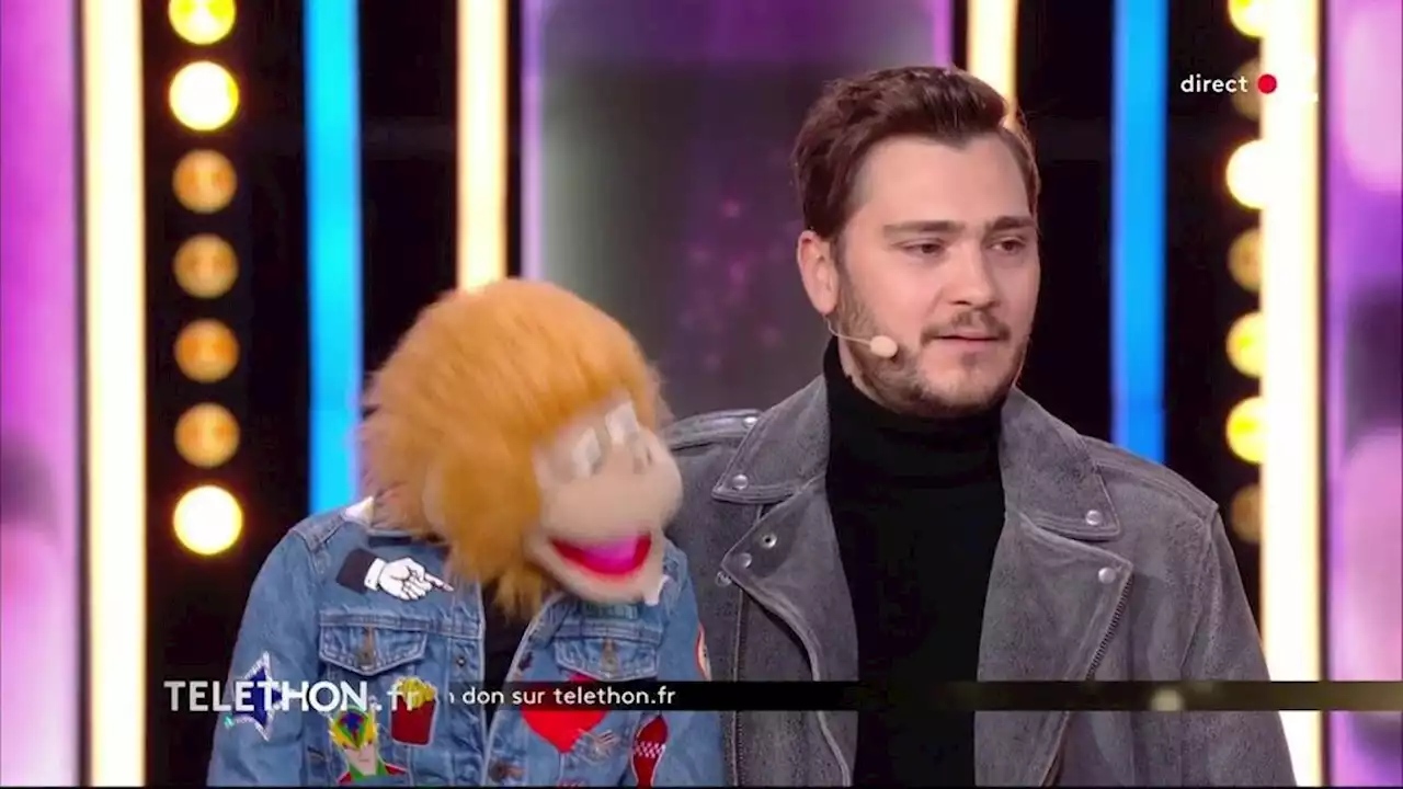 'Jean-Luc Lahaye aussi' : Jeff Panacloc tente une blague très osée lors du Téléthon 2022