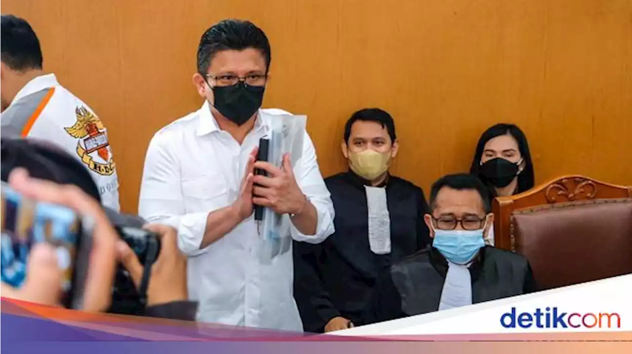 'Perang' Argumen Gegara Wanita Nangis di Rumah Sambo Terungkap di Sidang