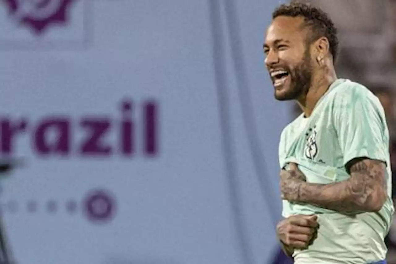 Neymar, con nuevo estilo para volver a jugar en el Mundial Qatar 2022