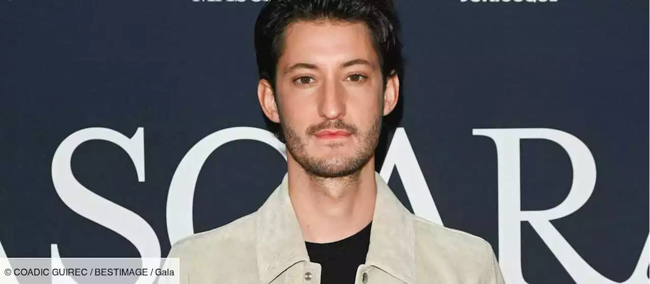 PHOTO – Pierre Niney espiègle : il partage un tendre cliché sur les réseaux sociaux - Gala