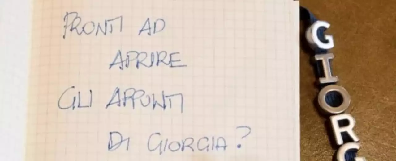 Meloni inaugura la rubrica ‘Appunti di Giorgia’: “Non c’è problema a rispondere su nulla”