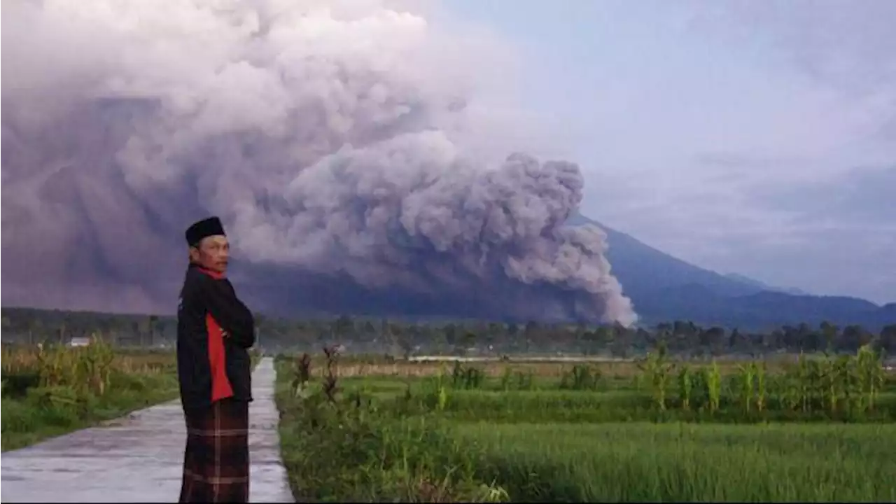 PVMBG Imbau Warga agar Waspada Lahar Hujan Gunung Semeru saat Musim Hujan