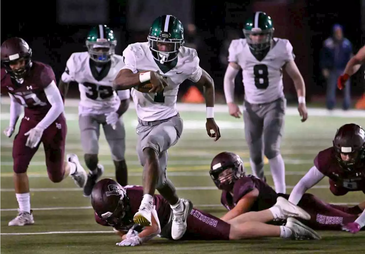 Laguna Beach football loses thrilling battle with Granada Hills in 4-A regional final