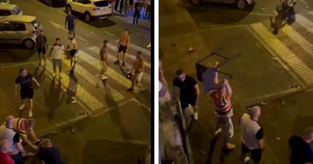 Video: Decena de hombres protagonizaron una batalla campal afuera de una discoteca