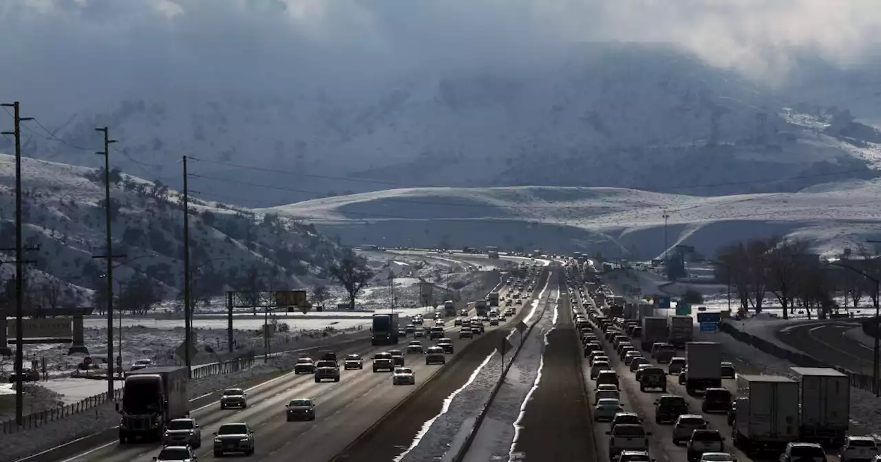 Light rain expected for most of Los Angeles County this weekend, less than anticipated