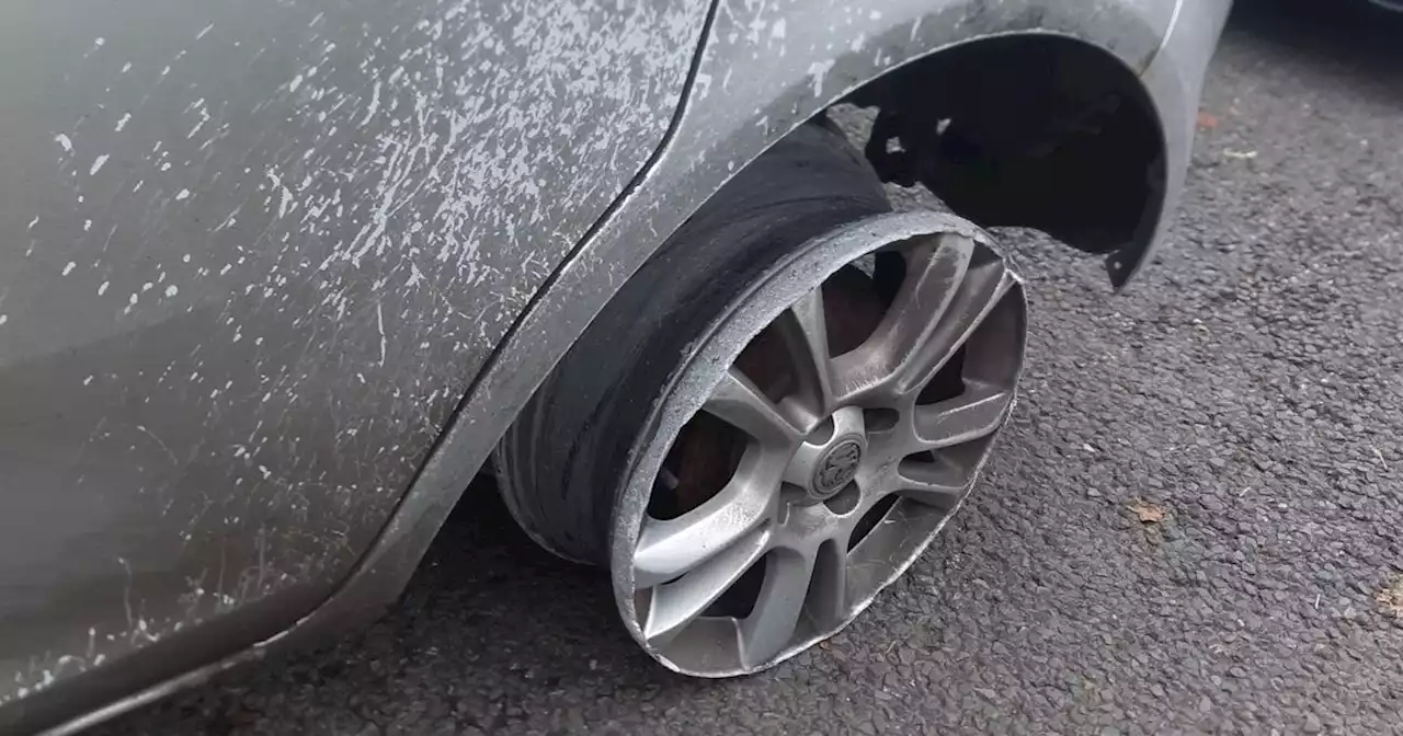 M6 motorist arrested after driving car down the motorway without a tyre