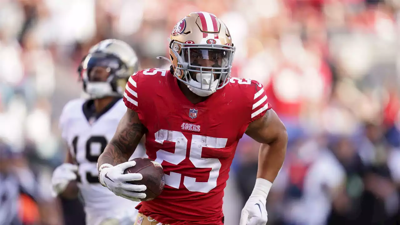 49ers Place Elijah Mitchell on Injured Reserve, Hope He's Back for Playoffs