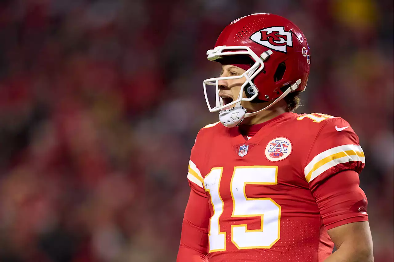 NFL Week 13 predictions: Chiefs vs. Bengals, Ravens vs. Broncos picks, odds