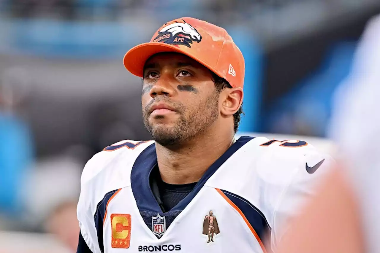 Russell Wilson becoming Broncos disaster has turned him into NFL punching bag