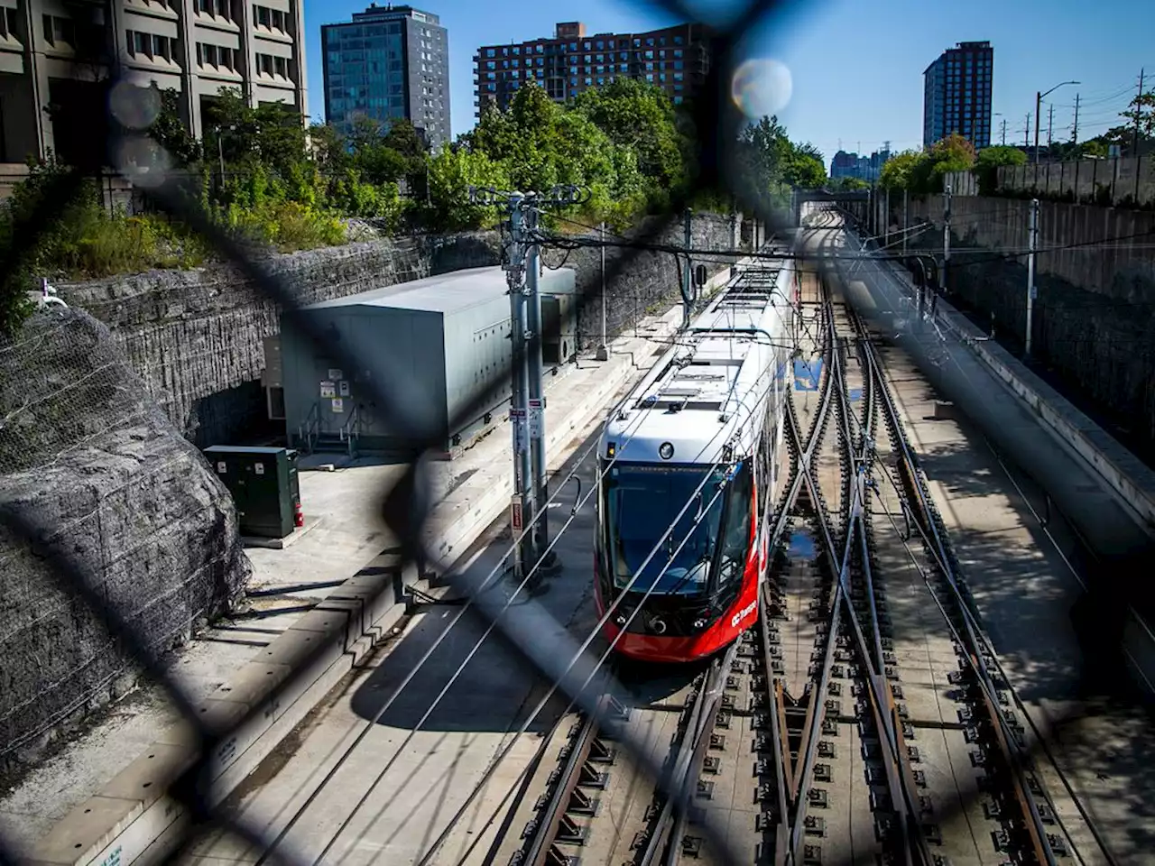 Today's letters: The many lessons of Ottawa's LRT fiasco