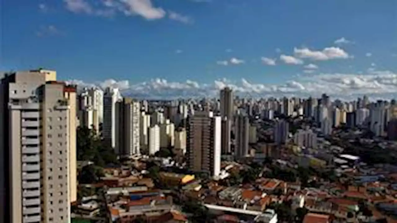 Chuvas fortes e máxima de 29°C prevalecem neste domingo (4) em São Paulo