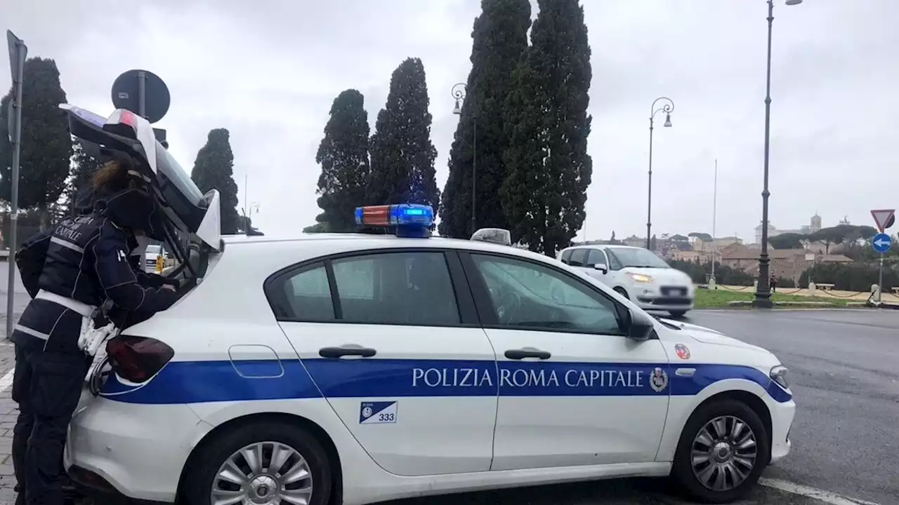 Blocco traffico a Roma: oggi niente auto nella (nuova) fascia verde