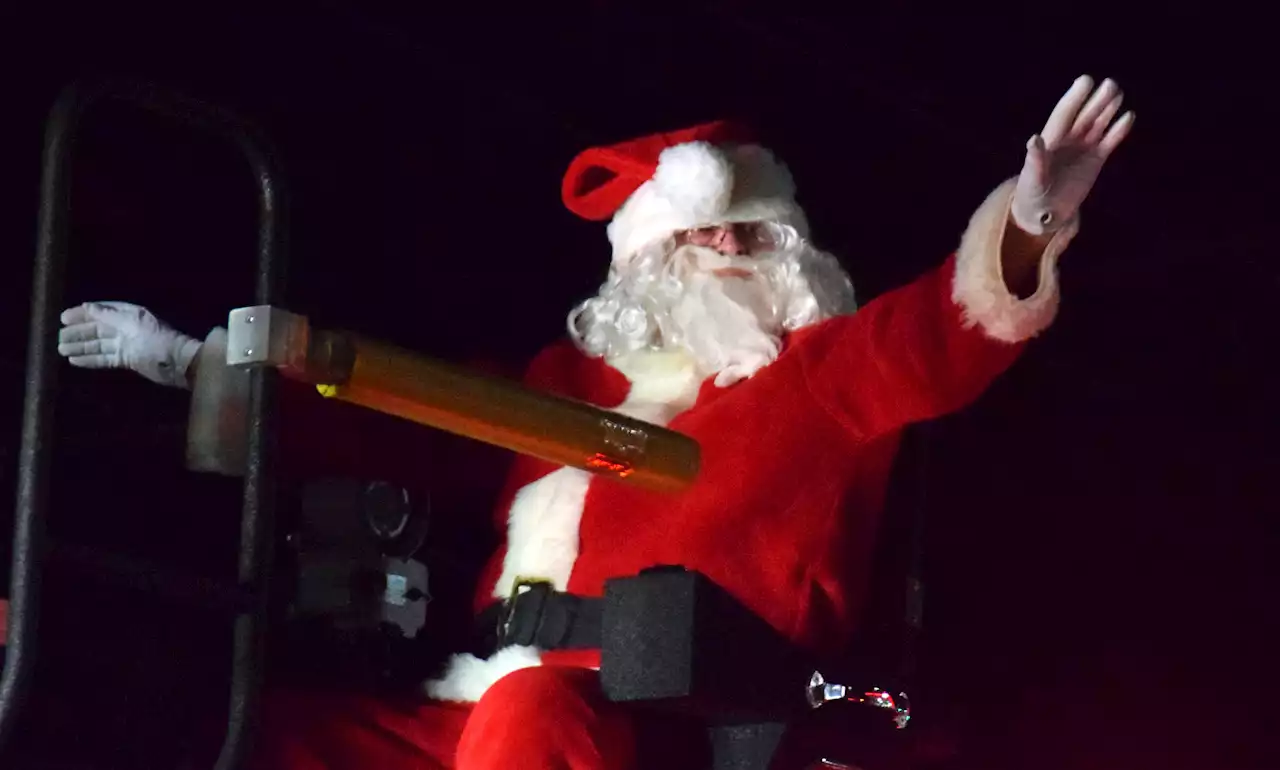 IN PHOTOS: Annual parade of lights held in Barrington | SaltWire