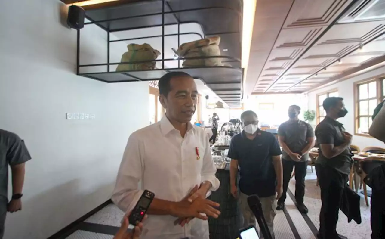 Pernikahan Kaesang-Erina: Presiden Jokowi Meminta Maaf ke Warga Solo dan Jogja