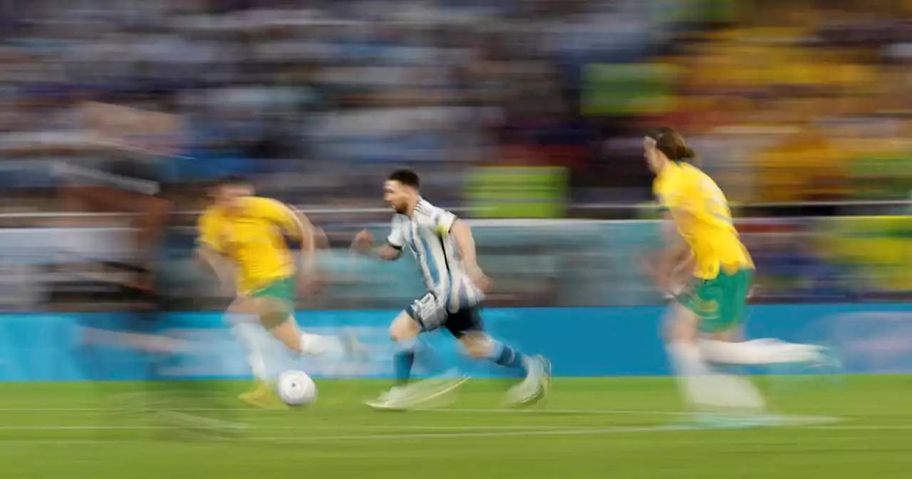 WM 2022: Australische Spieler machen Selfie-Jagd auf Lionel Messi