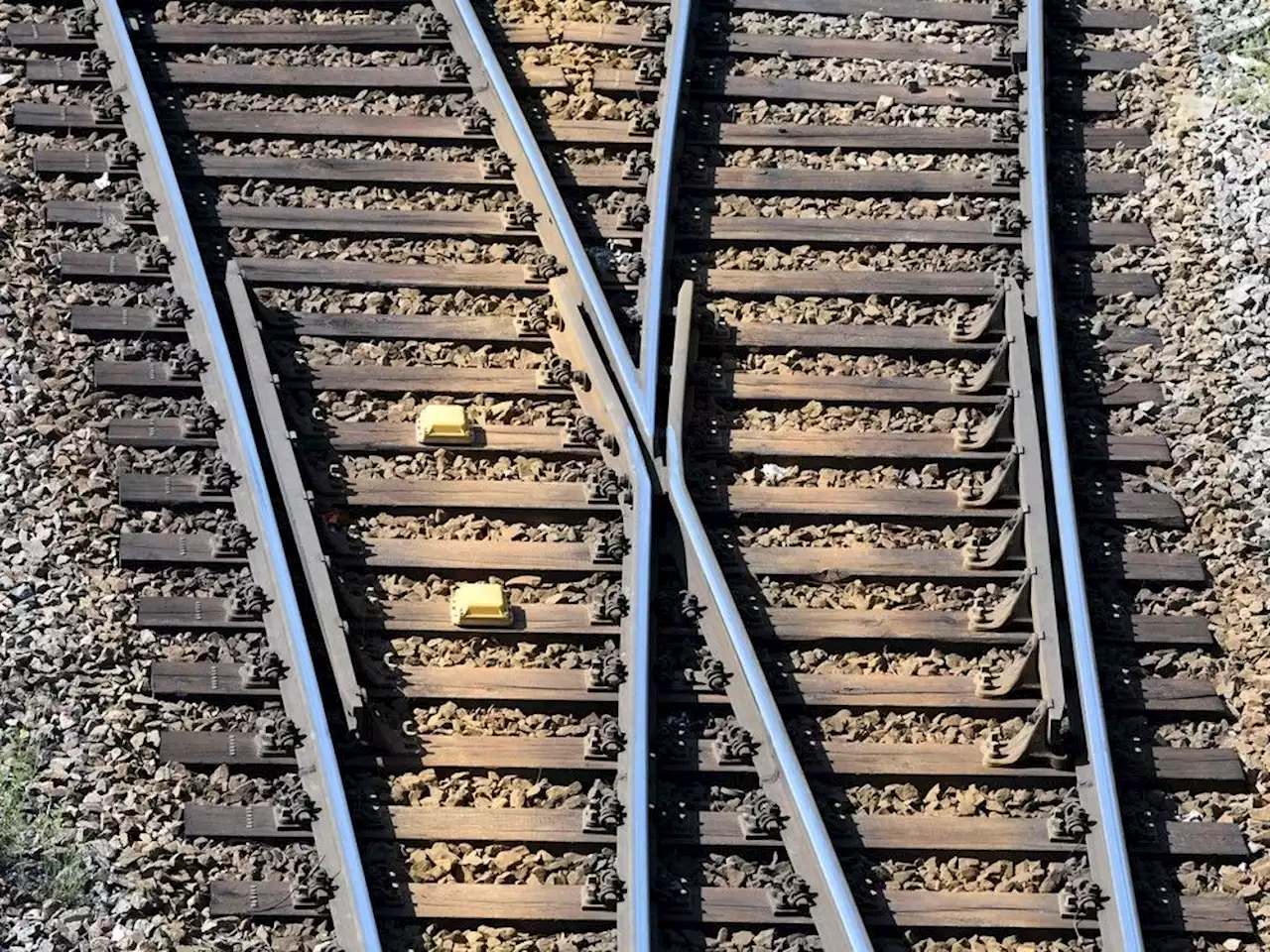 Serious crash between train and vehicle near Elstow, Sask.