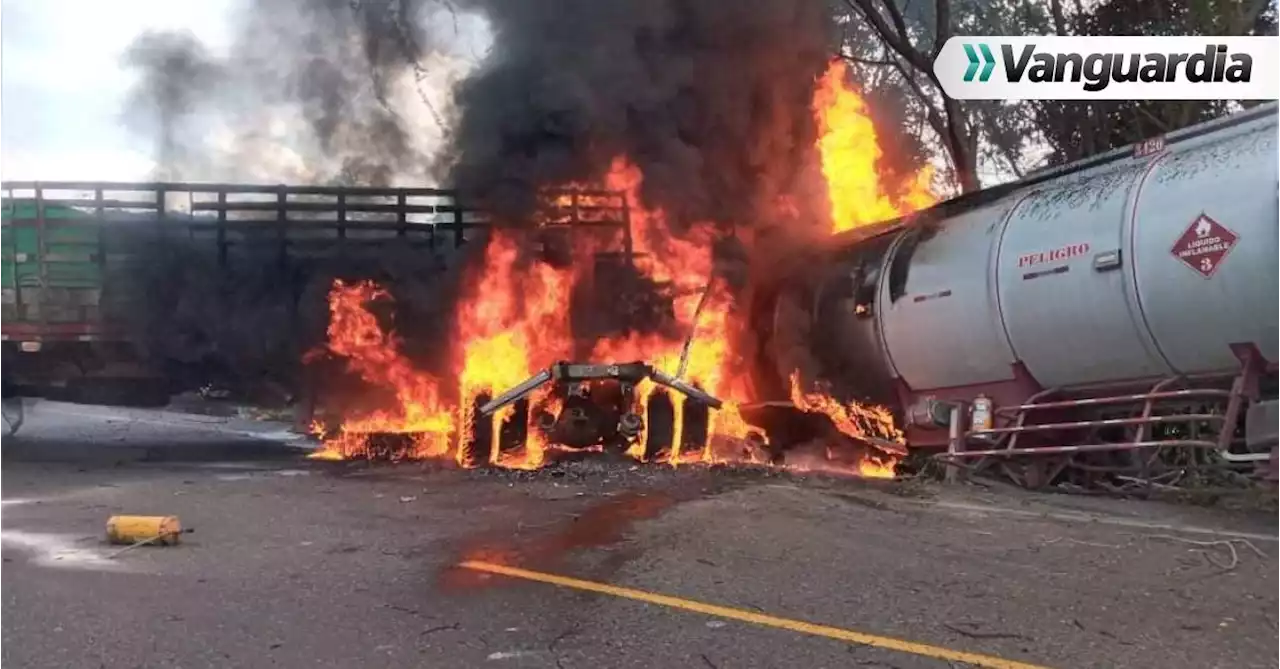 Video: Grave accidente entre dos tractomulas en Puerto Araujo