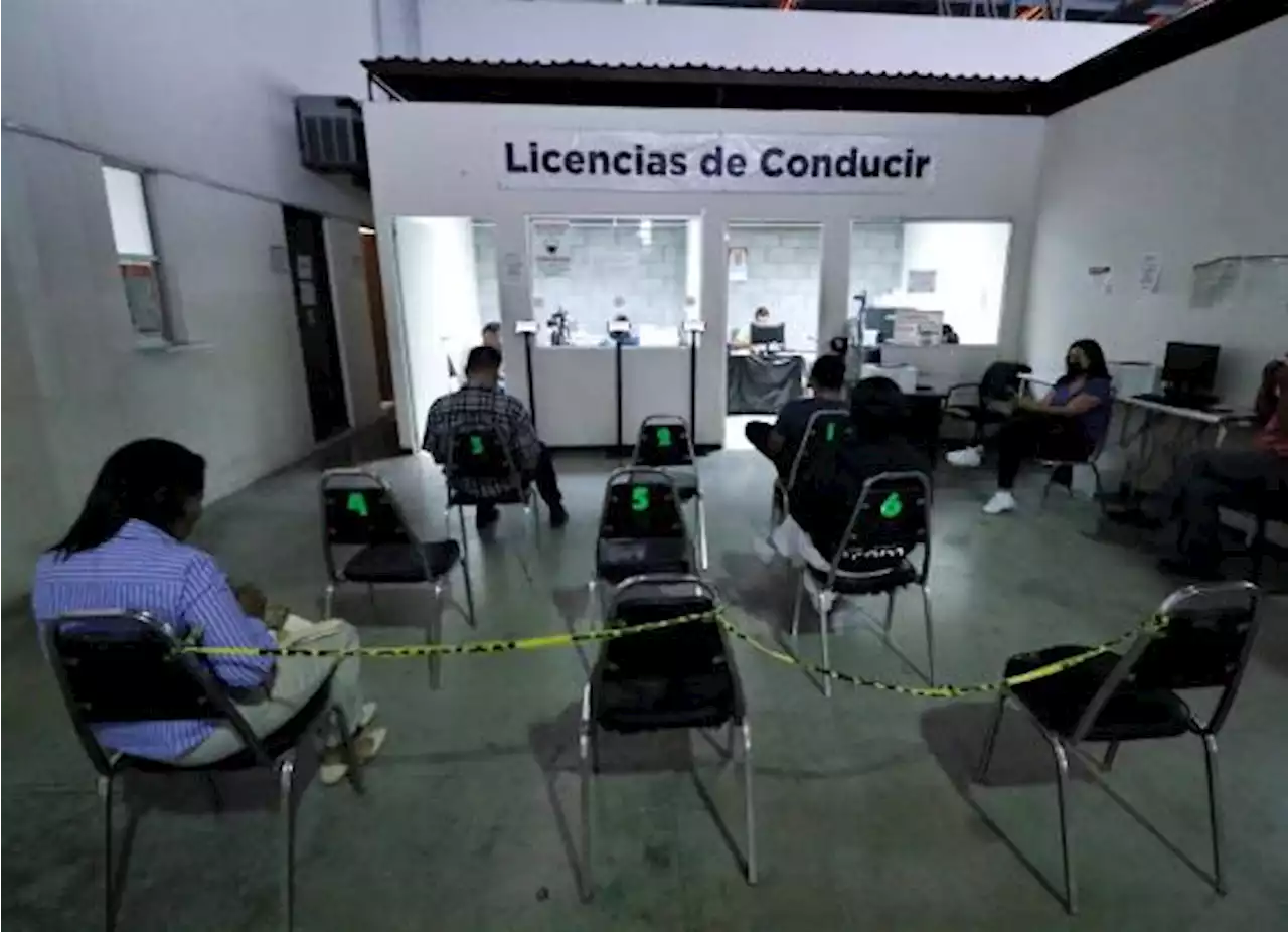 Proponen en Coahuila dar licencias al llegar a los 50 años, pero descartar indicios de demencia y alzhéimer