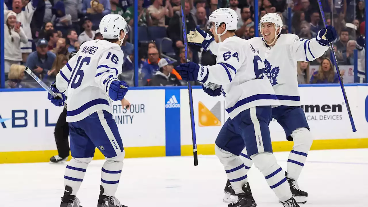 Marner breaks Leafs point streak record with short-handed tally vs. Lighting