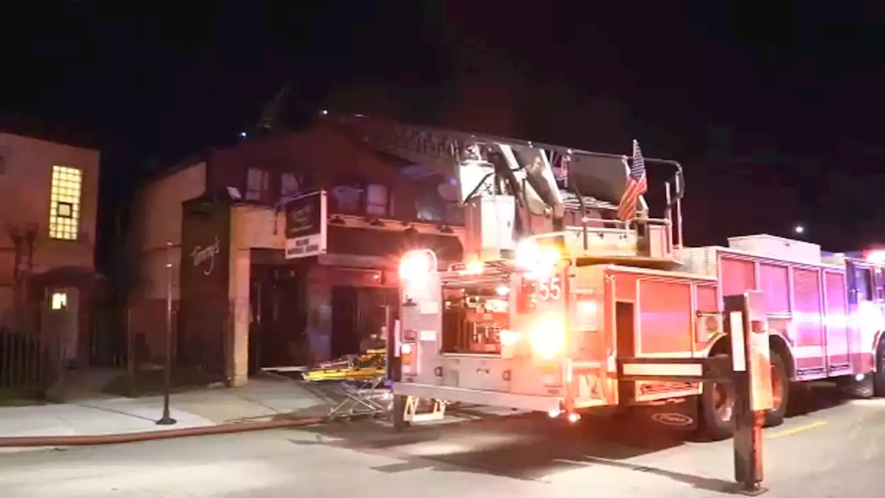 Norwood Park fire: Bar, apartment above evacuated after blaze breaks out, Chicago police say