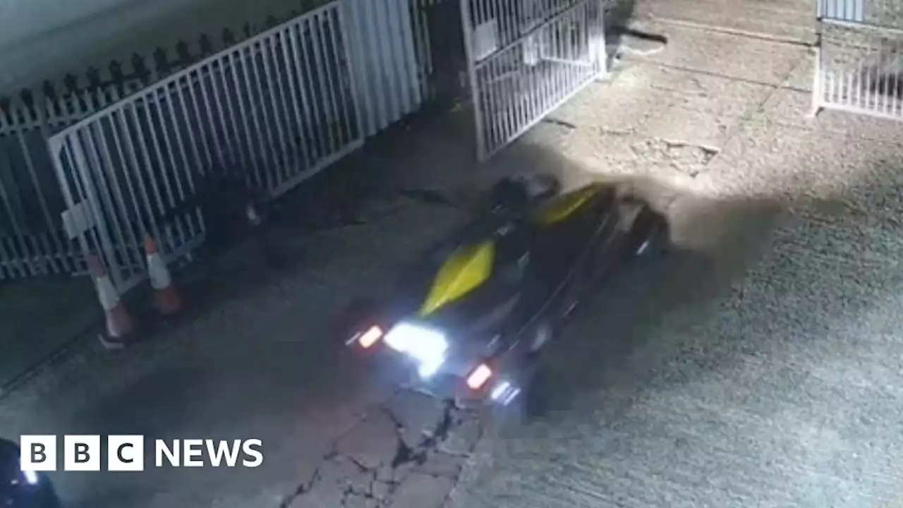 WATCH: Thieves steal luxury cars worth £700k