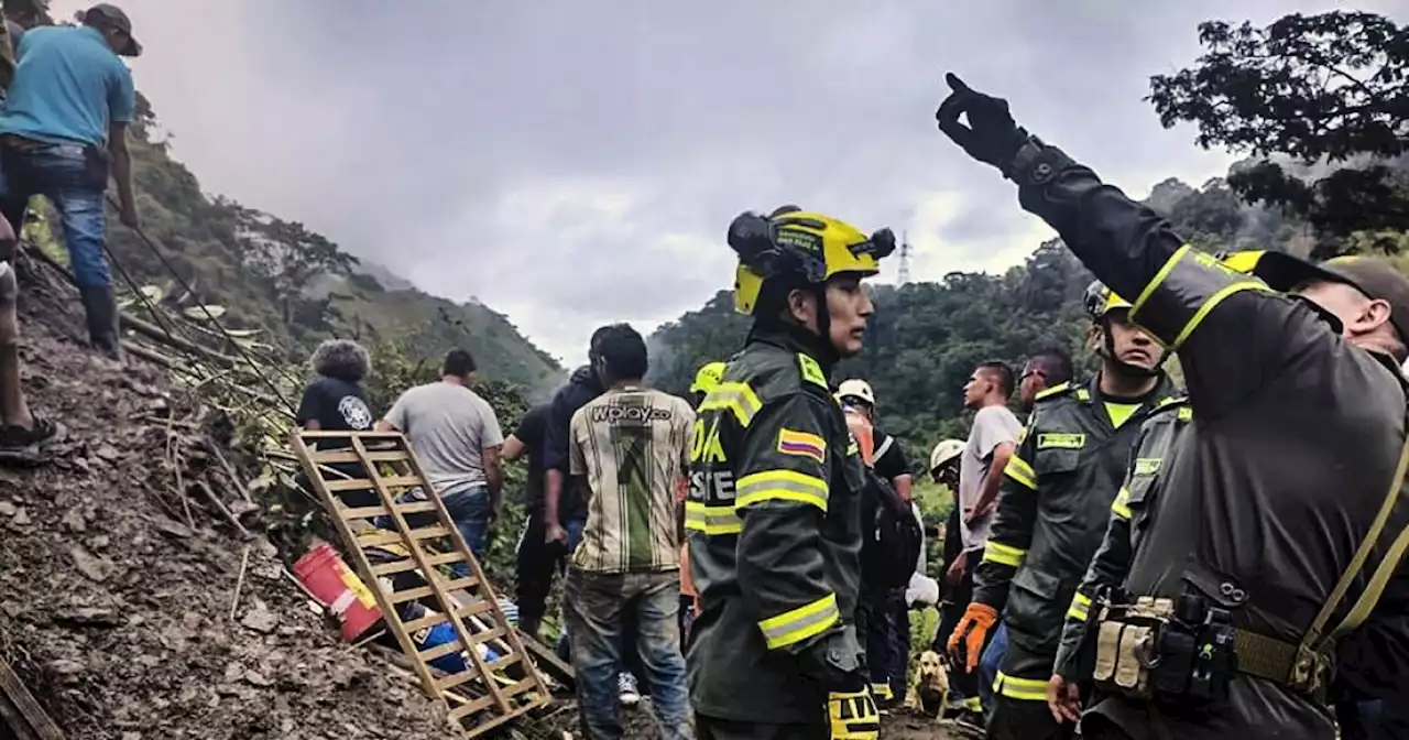 Deslizamiento en Risaralda deja 11 muertos y 10 heridos: búsqueda de sobrevivientes sigue este lunes