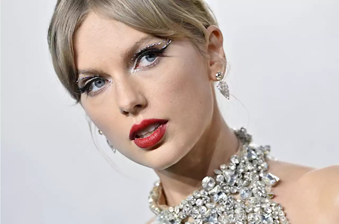 Taylor Swift Fans Are Suing Ticketmaster Over The 'Eras' Tour Sale Chaos