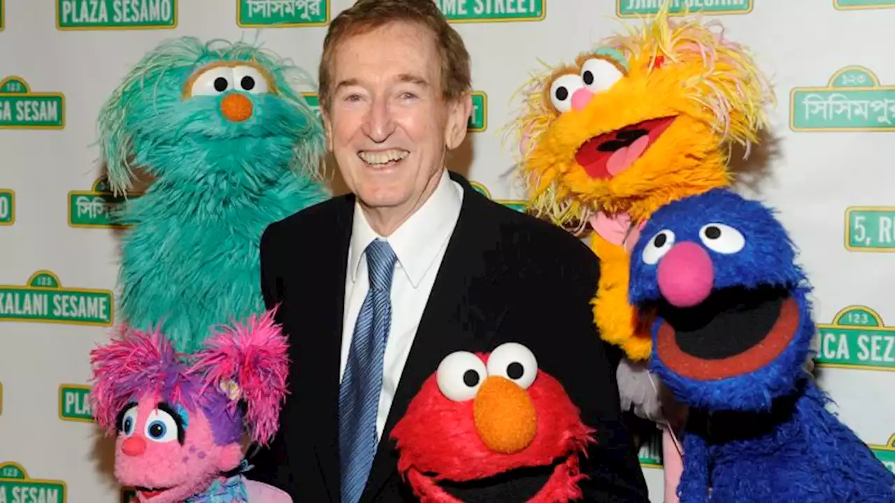 Bob McGrath, original 'Sesame Street' cast member, dead at 90 | CNN