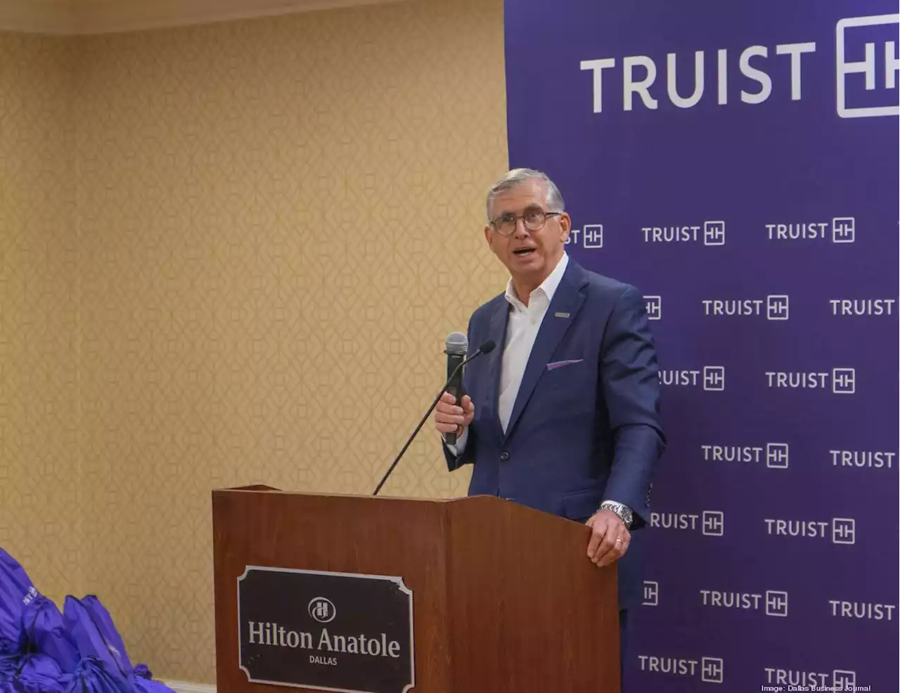 Truist CEO Bill Rogers talks economy, competition during Dallas visit - Dallas Business Journal