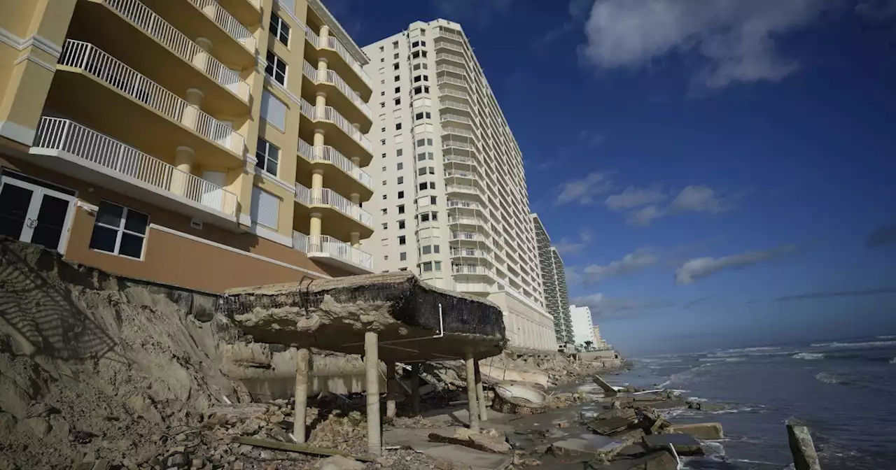 SEE IT: Mystery 80-foot-long object turns up on Florida beach