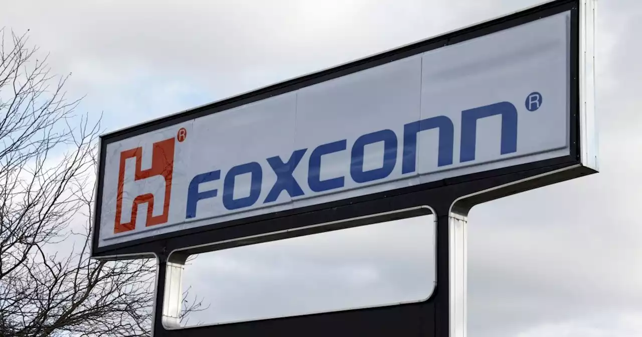 Foxconn busca restablecer producción en su planta de la ciudad del iPhone tras protestas