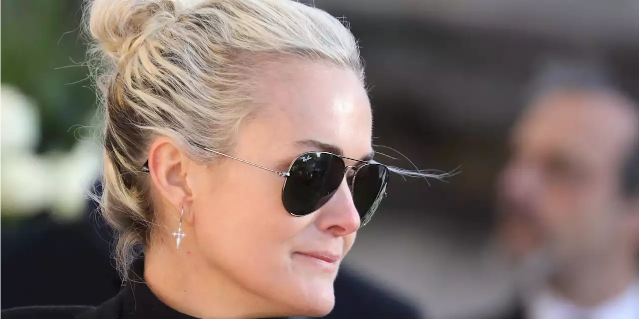 «Ils ont tout pris dans la maison, on n'avait plus rien» : Laeticia Hallyday raconte les problèmes fiscaux de Johnny