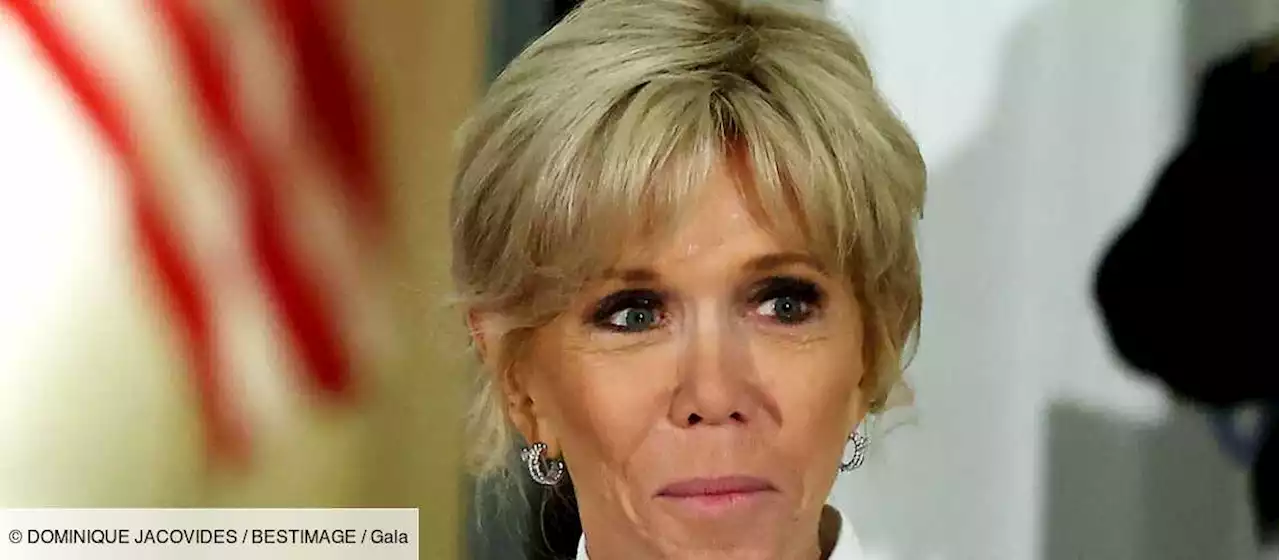 PHOTOS – Brigitte Macron : cette couleur dont elle ne peut pas se passer - Gala