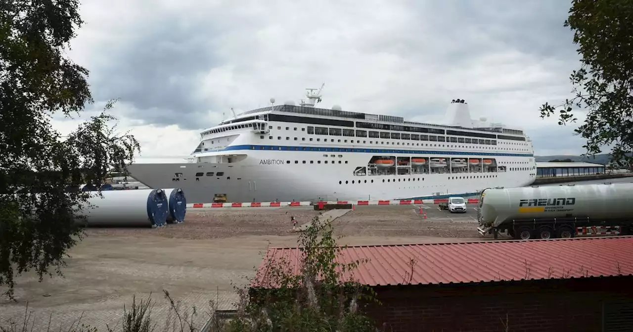 Glasgow hotels home to hundreds of Ukrainian refugees while 1,200 on ship