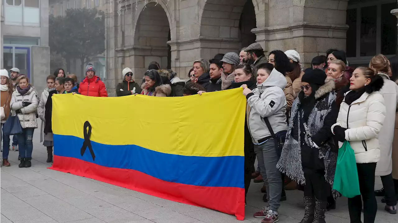 Arropan a la comunidad colombiana en Lugo en un acto de condena por el crimen de Cristina Cabo