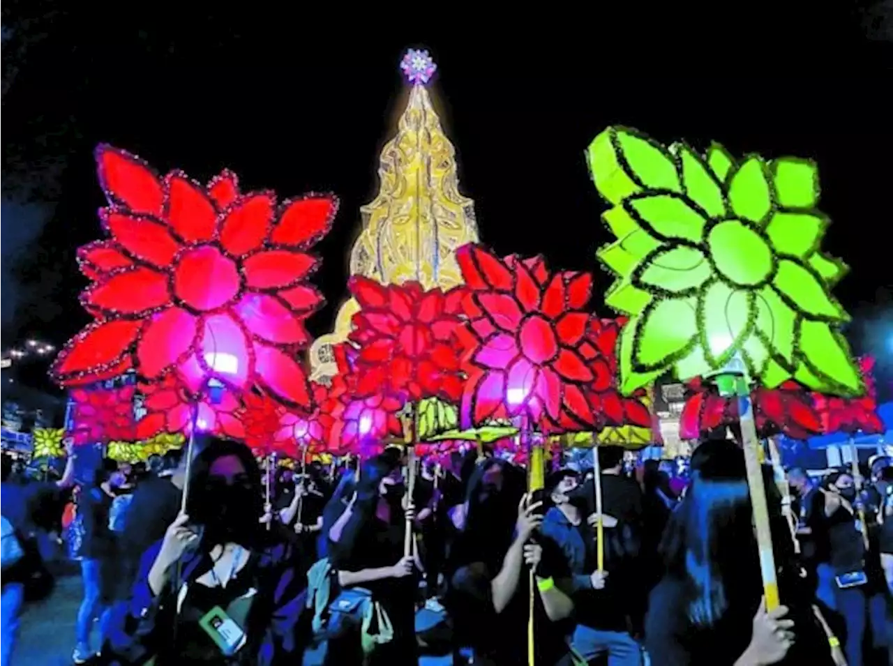 Lantern fest ushers back parades in Baguio